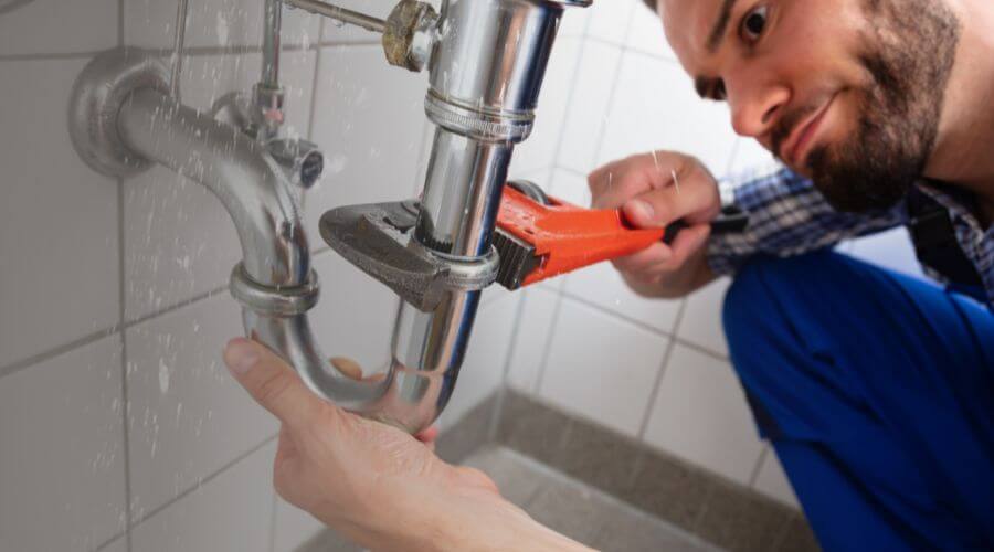 Professional sink repair in Hanlontown, IA